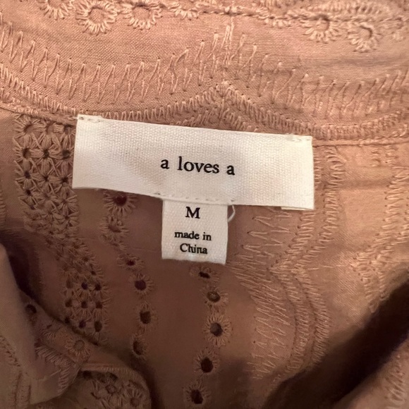 A Loves A eyelet tan dress size M - Picture 4 of 8